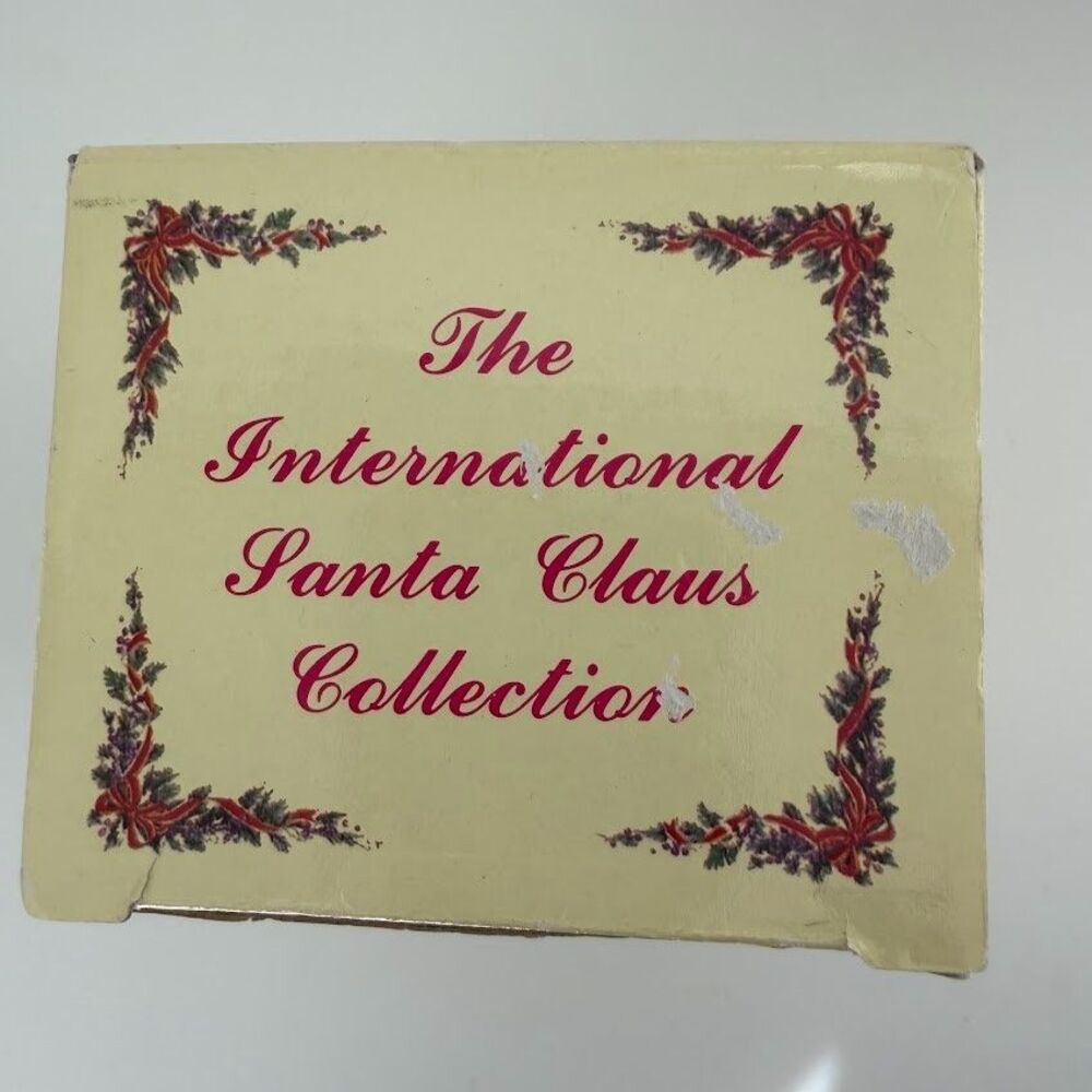 Vintage International Santa Claus Collection First Footer Scotland SC27 w Box - Picture 12 of 14